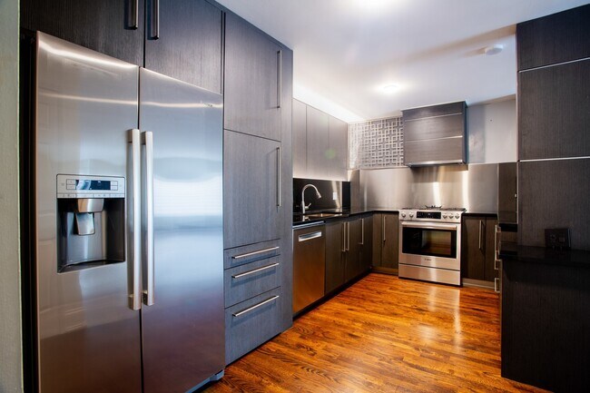 Photo - 2400 Archbury Ln