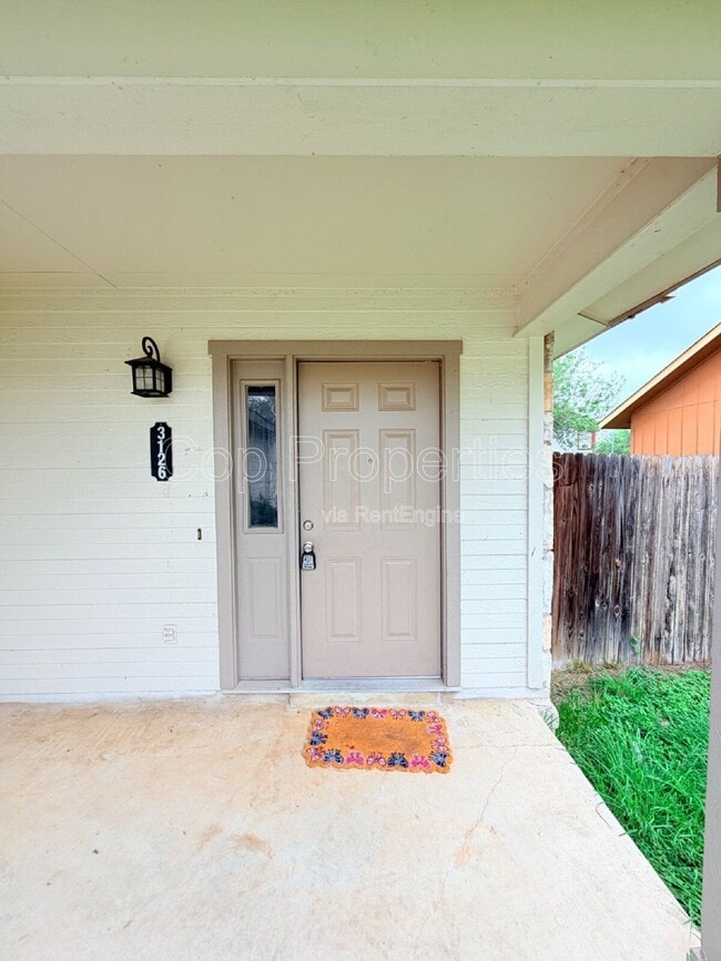 3126 Smoke Creek
