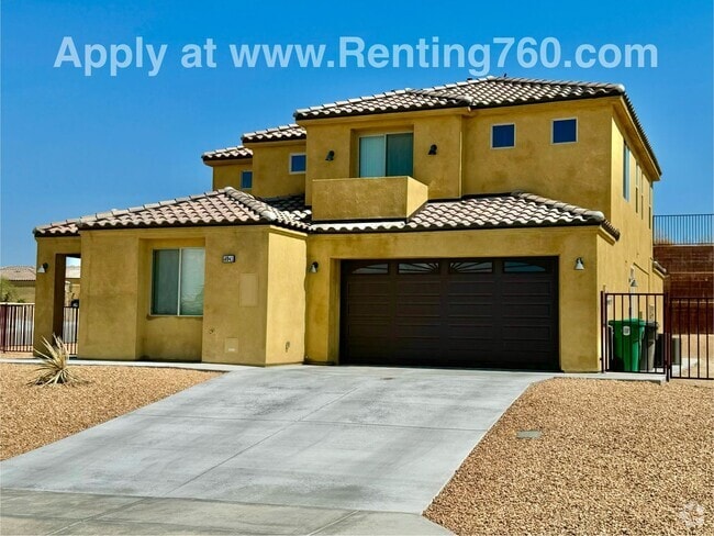 Building Photo - Newer Build 4 Bedroom 3 Bathroom Home With...