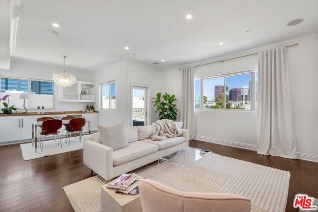 Building Photo - 1316 Amherst Ave