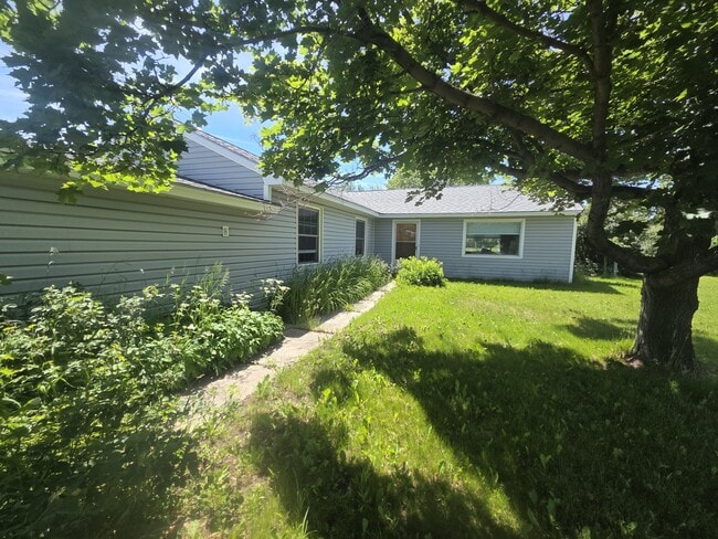Photo - 2406 Durston Rd
