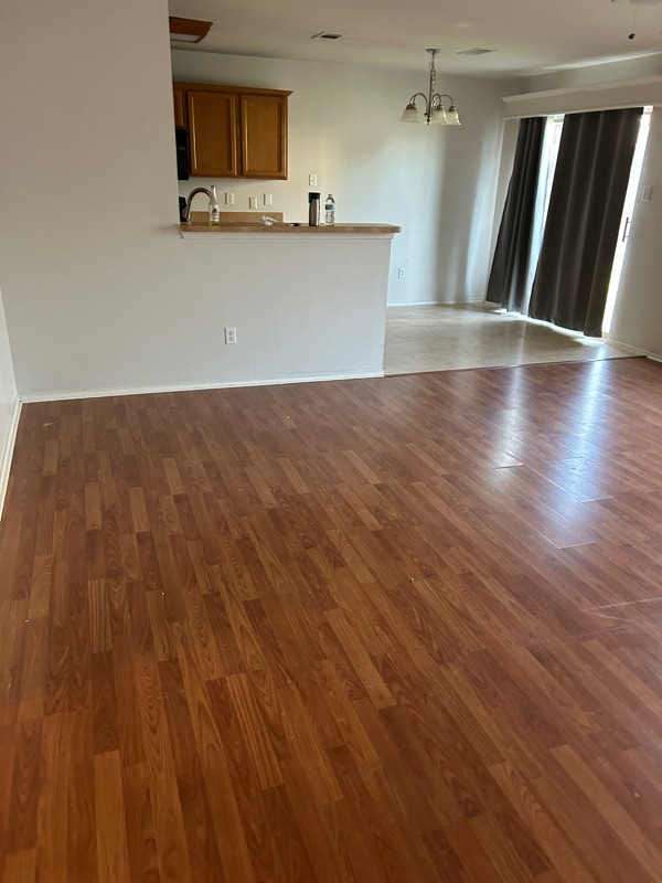 Photo - 476 Forest Ln