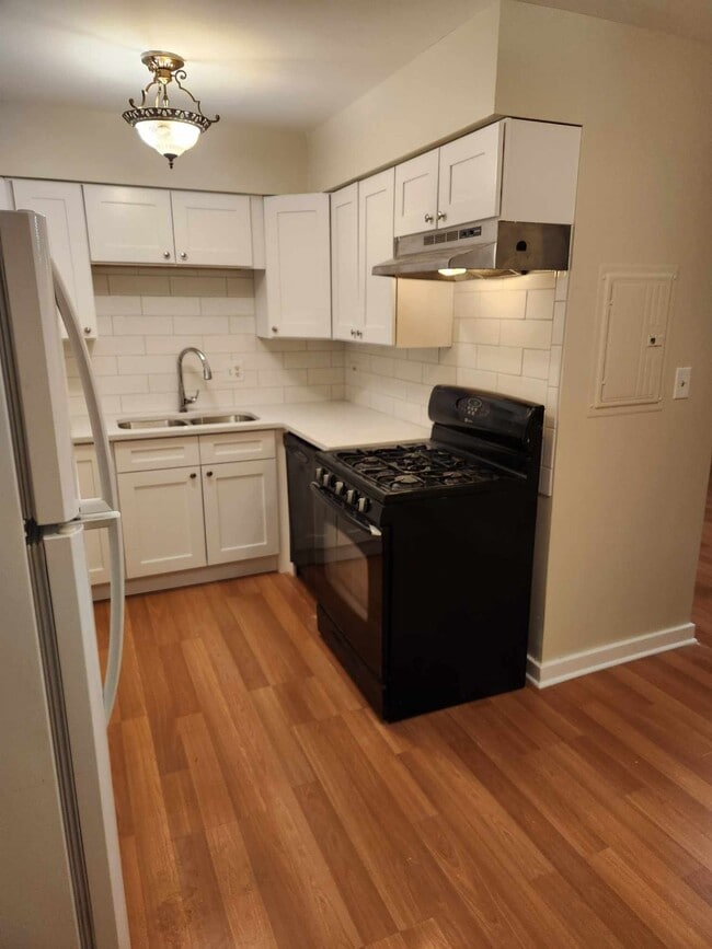 Photo - 1319 Baldwin Ct