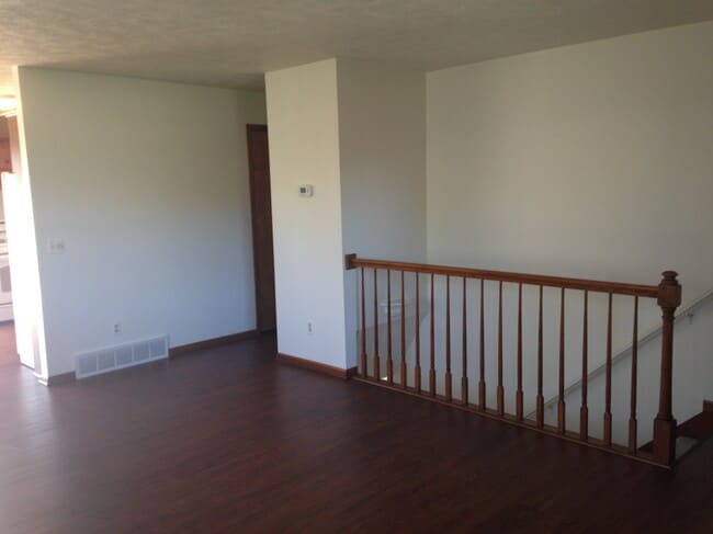 Photo - 4194 Ivanrest Ave SW