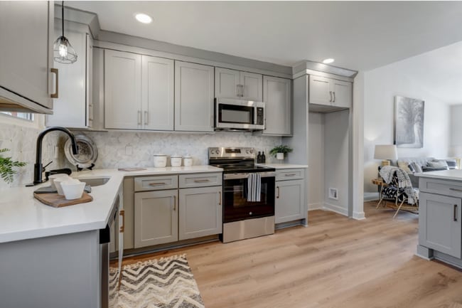 Photo - 2341 Cooper Terrace