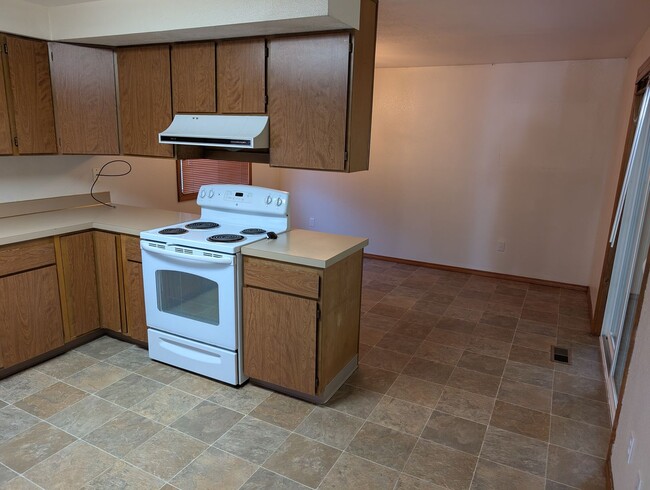 Photo - Great location off of Gary Lane and State ...