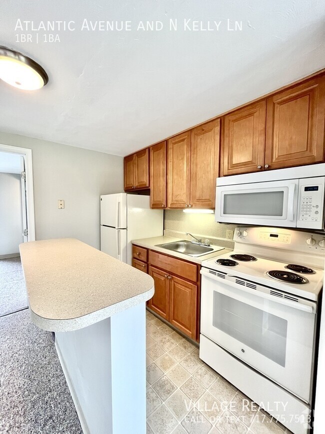 Building Photo - Budget-Friendly newly-remodeled 1-bed with... Unit #3 Rental