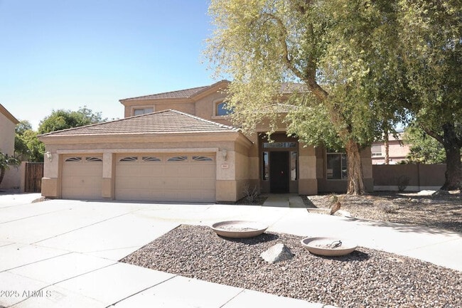 Building Photo - 562 N Danielson Way