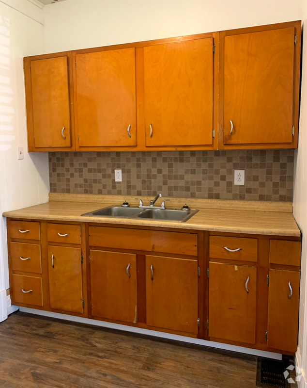 Building Photo - 41 N 4th St Rental