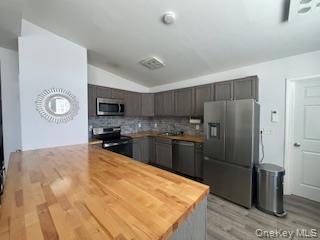 Photo - 27 Crescent Cir