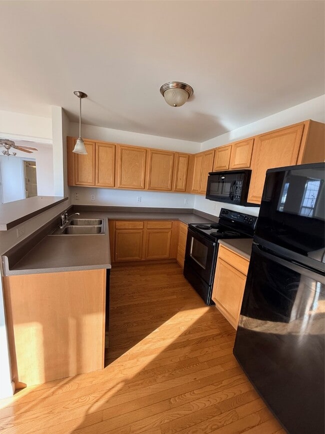 Photo - 213 Countryshire Dr