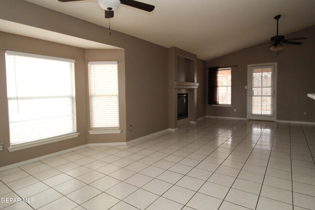 Photo - 14032 Lago Seco Dr