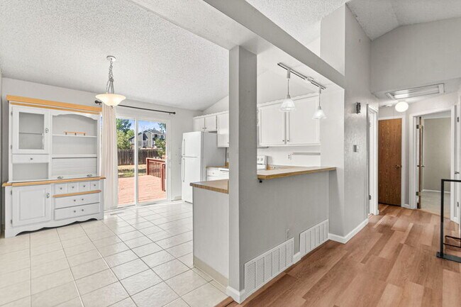 Photo - 19713 E Wagontrail Dr