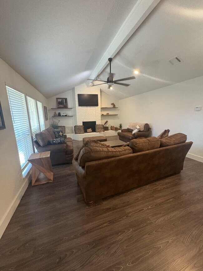 Photo - 22419 Deville Dr