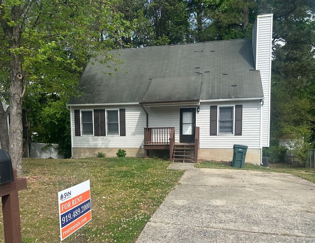Building Photo - Beautifully Updated 2BR Durham Home with Loft & Deck