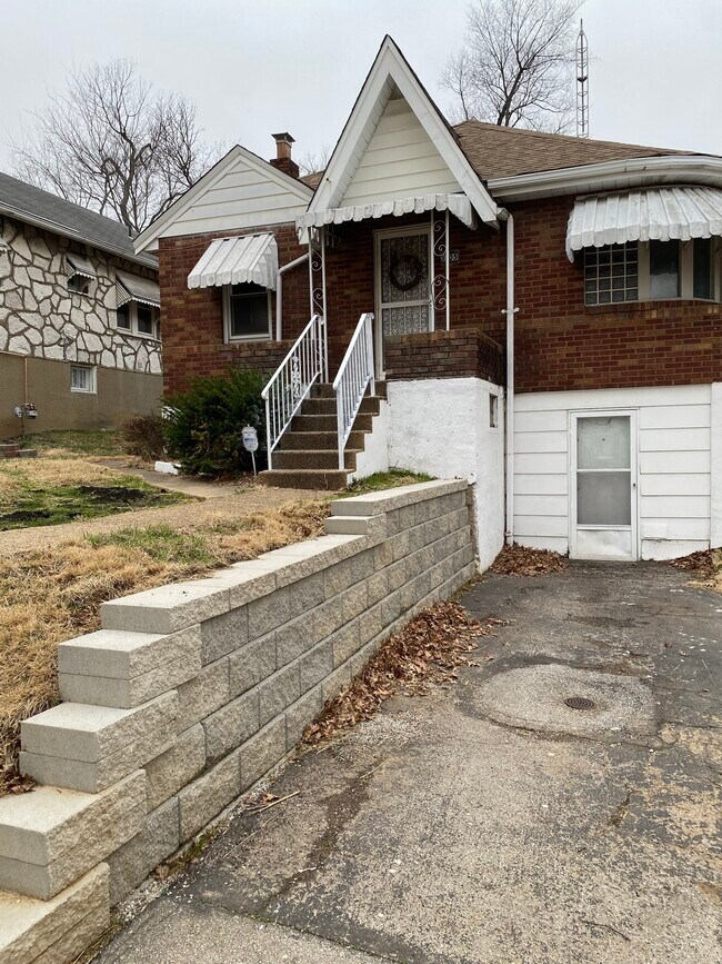 Photo - 3105 Gary Dr