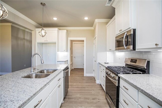 Photo - 1924 Seay Cir