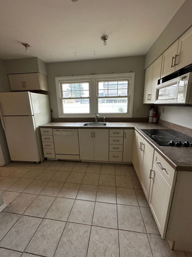 Photo - 3 Bedroom 2 Bathroom