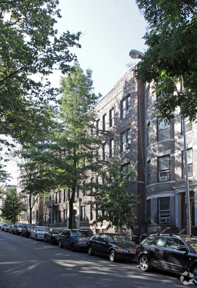 Garfield Court - Garfield Court