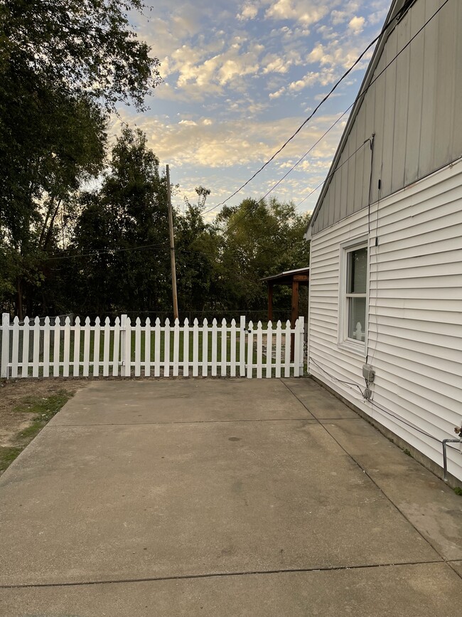 Photo - 500 Ridgewood St