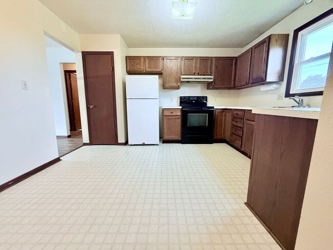 Photo - 204-206 Elm Street Unit 206 Elm Street
