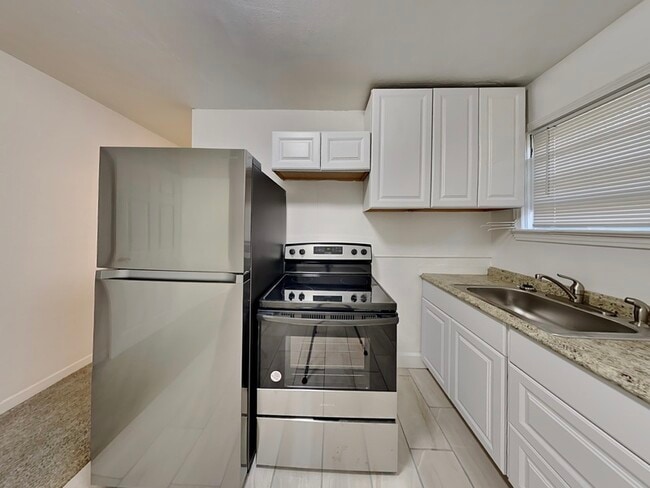 Photo - 343 Pleasant St Unit #2