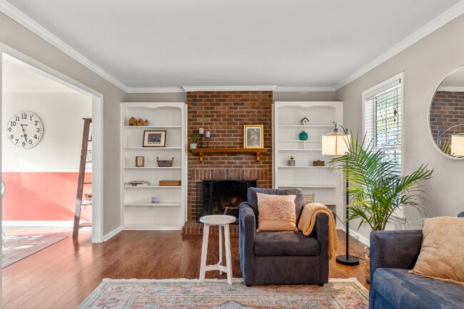 Photo - 3334 Lassiter St