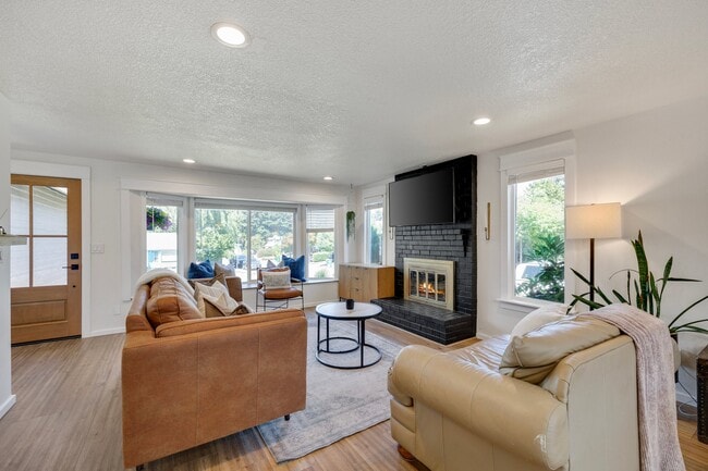 Photo - 13570 SW Feiring Ln