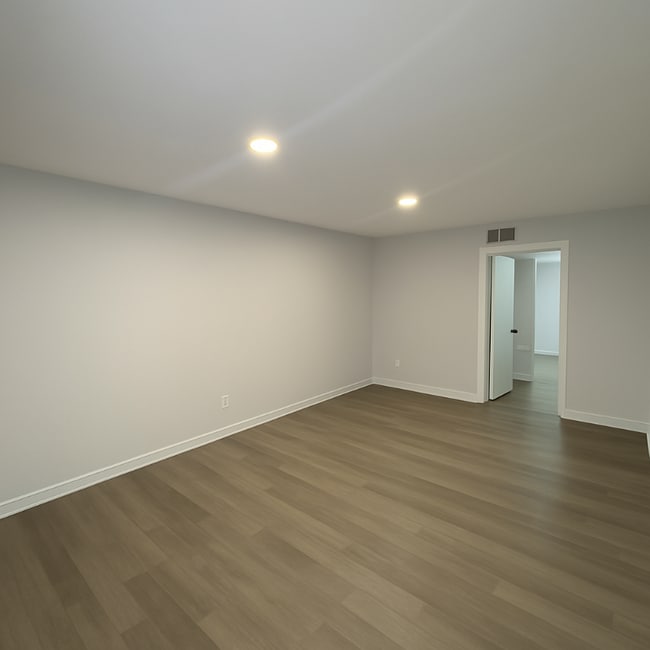 Photo - 8001 Chanute Pl