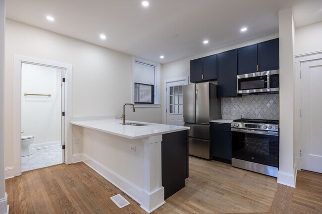 Photo - 4636 N Hamilton Ave Unit 1