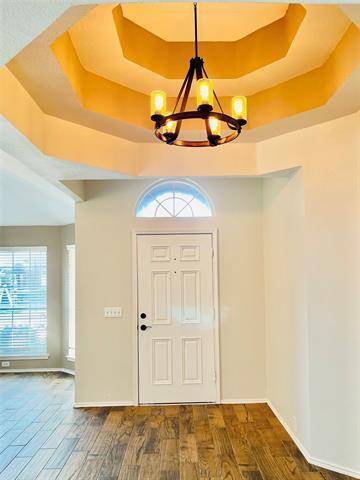 Photo - 1005 Blackenhurst Ln