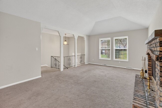 Photo - Spacious 3-Bed/2-Bath Home in Independence!