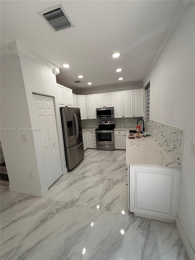 Photo - 721 NW 170th Terrace