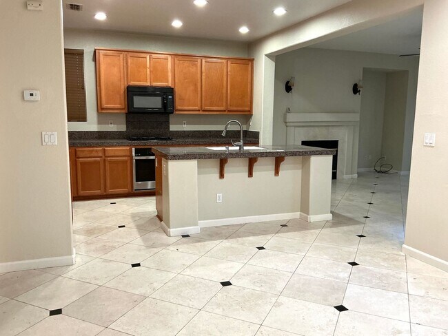 918 Mason Ct