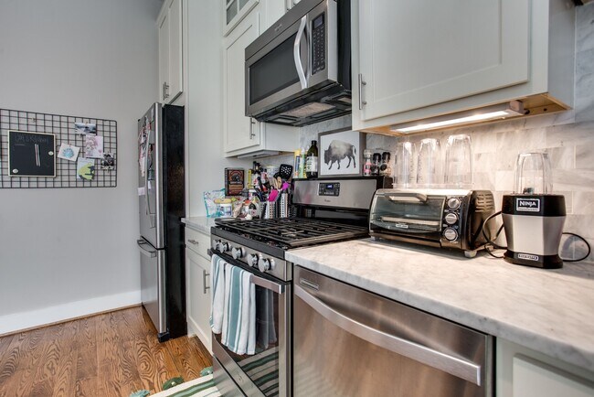 Photo - Marvelous Modern Mt Vernon Two-Bedroom!