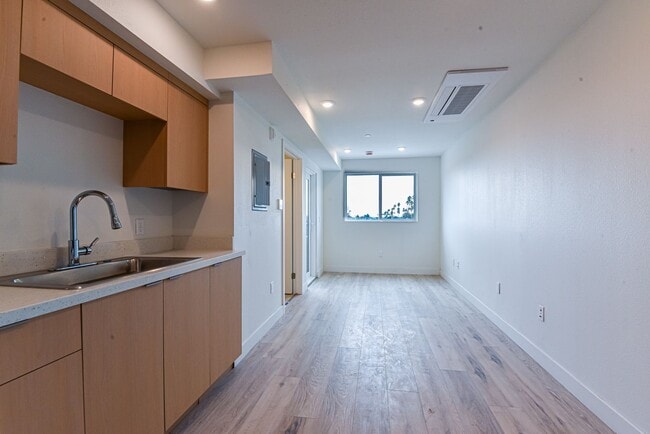 Photo - 7410 S Avalon Blvd Unidad 107