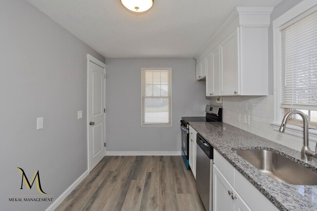 Photo - 3 Bedroom Single Family Home in East Forest Park Springfield, MA!