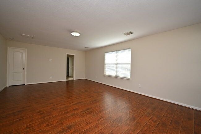 Photo - 9403 Coatsworth Dr