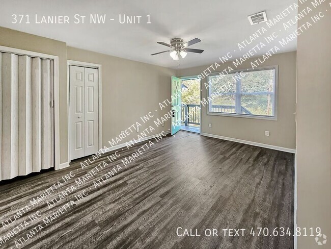 Building Photo - Beautifully Updated 2/1 on Main Level - Ho... Unit 1 Rental