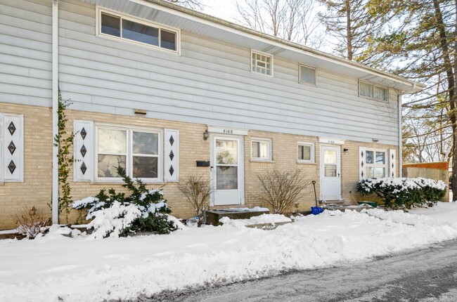 Photo - 817 Hibbard Rd Townhome