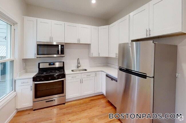 Building Photo - 130 Putnam St Rental