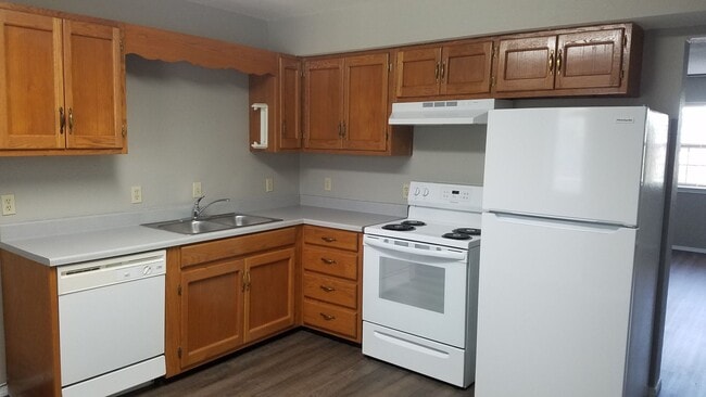 Building Photo - OK 1103-6 Unit OK 1103-6