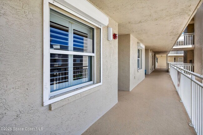 606 Shorewood Dr Unit C402