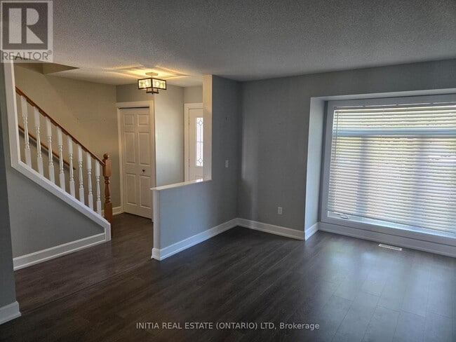 Photo - 1320 Savannah Dr