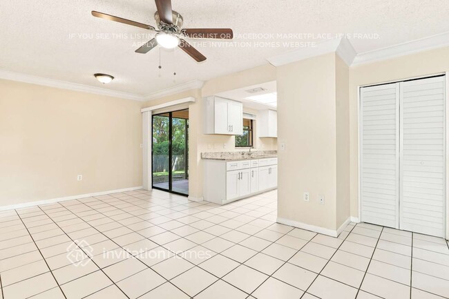332 N Bay Hills Blvd