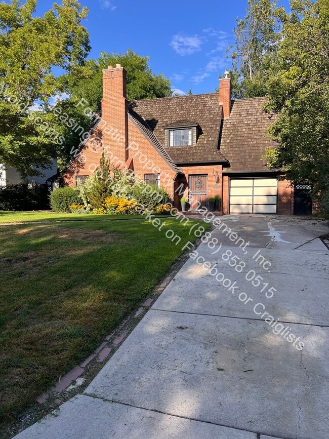 Building Photo - Free Perks, Pet-Friendly Oversized 4-Bedro... Rental