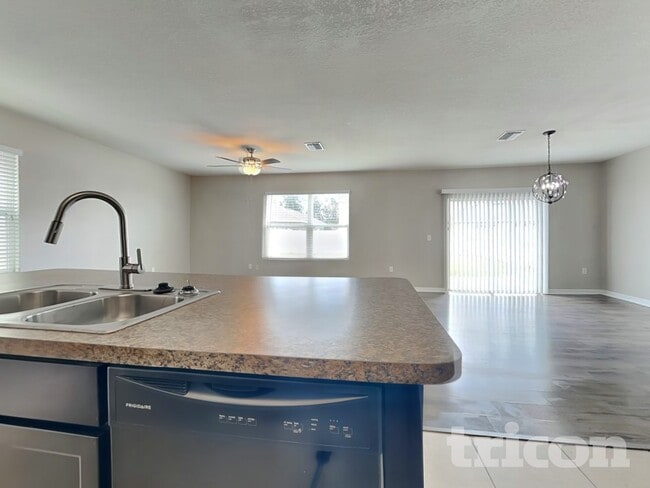 10111 Mangrove Well Rd