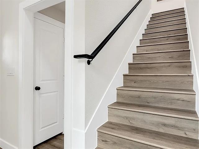 Photo - 5204 Slate St