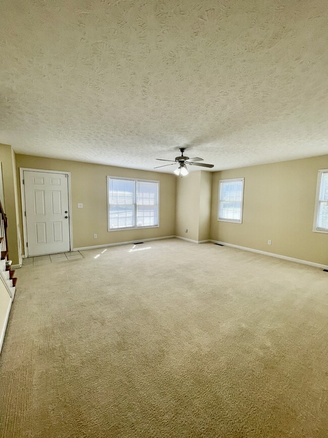 Photo - 525 Northwynd Cir