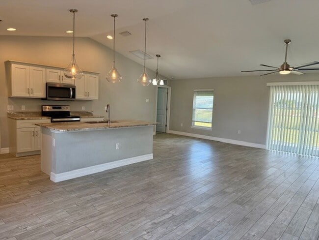 Photo - LIKE BRAND NEW 3 Bed, 2 Bath Home with 2-C...